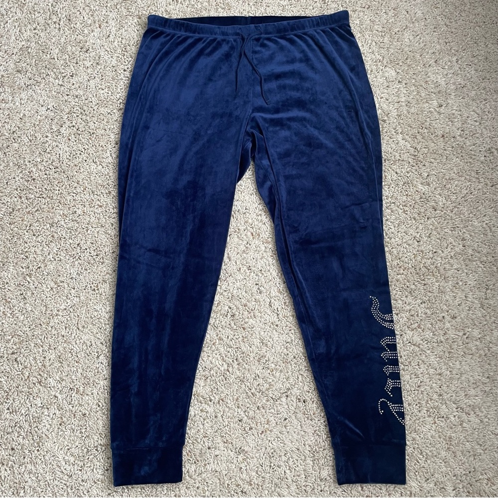 SUPER SOFT size large blue bling juicy couture sweatpants / jogg…